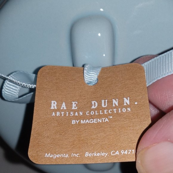 ⛄️ NWT Rae Dunn Disney Collection Bibbidi Bobbidi boo! Cookie Jar Canister - Picture 8 of 9